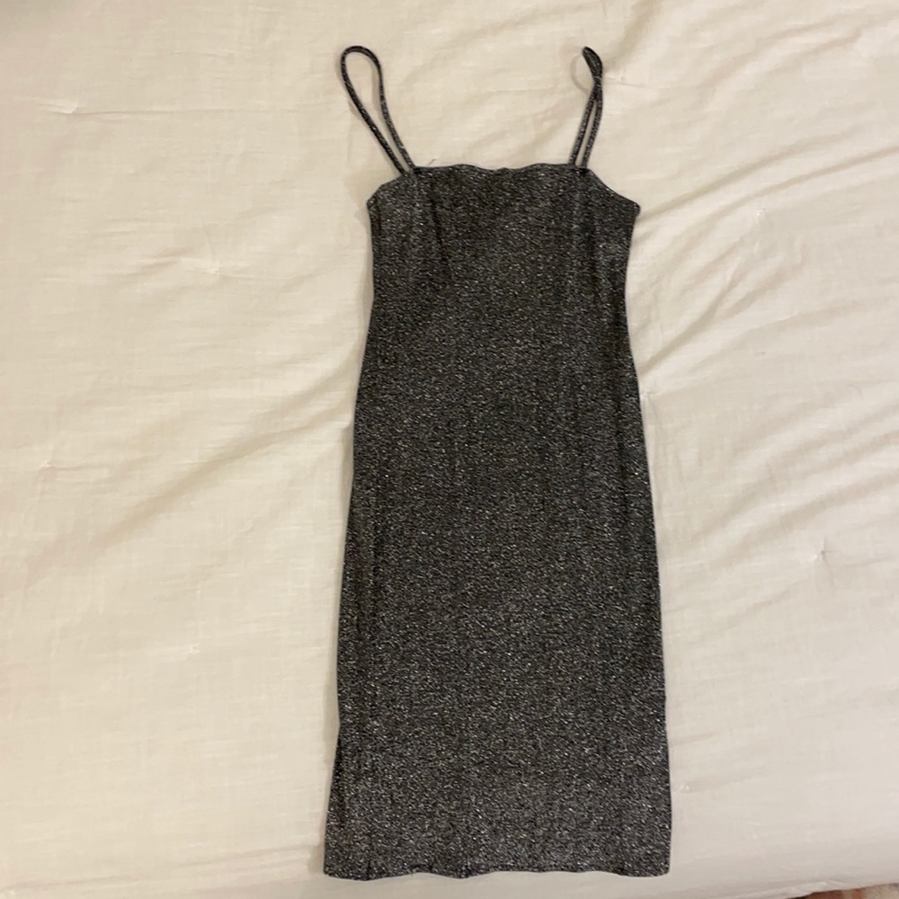Sparkly black bodcon dress. Size S. Forever 21